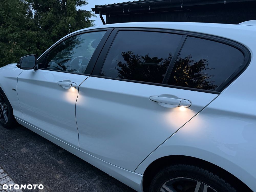BMW Seria 1 118d Sport Line - 9