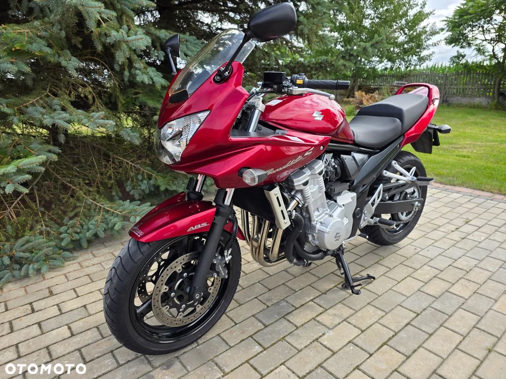 Suzuki Bandit - 32
