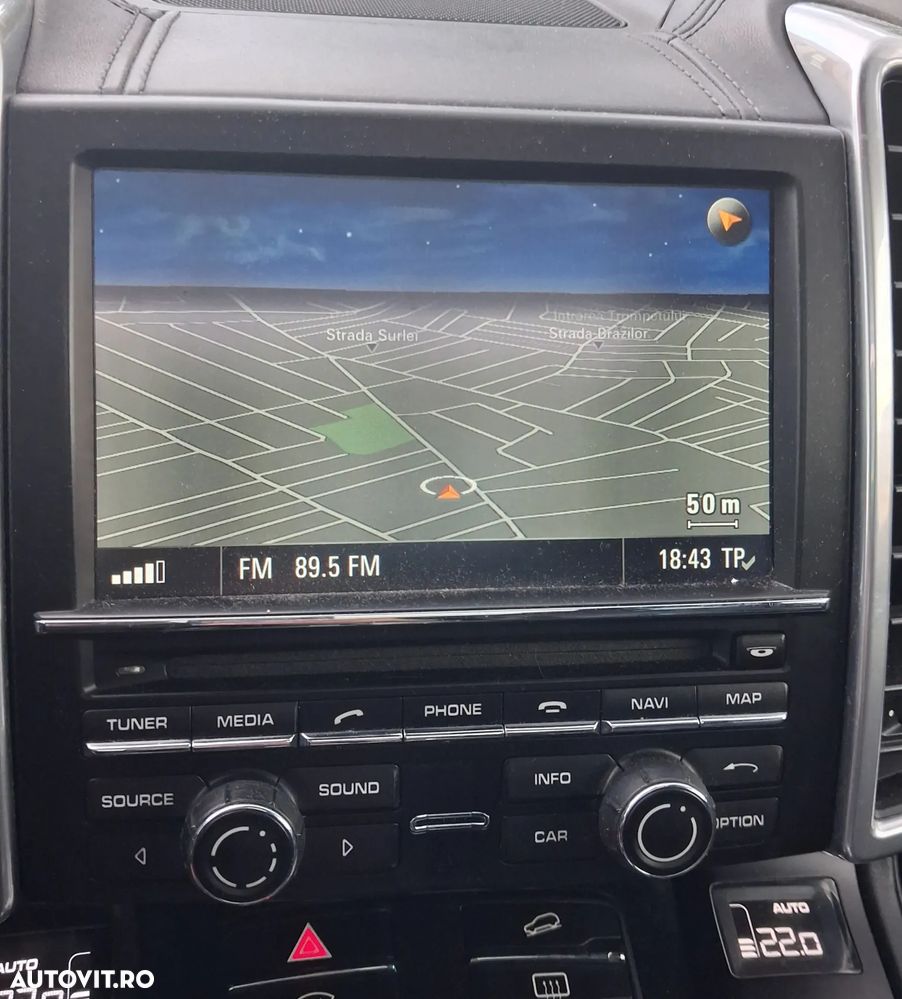 Porsche Cayenne - 16