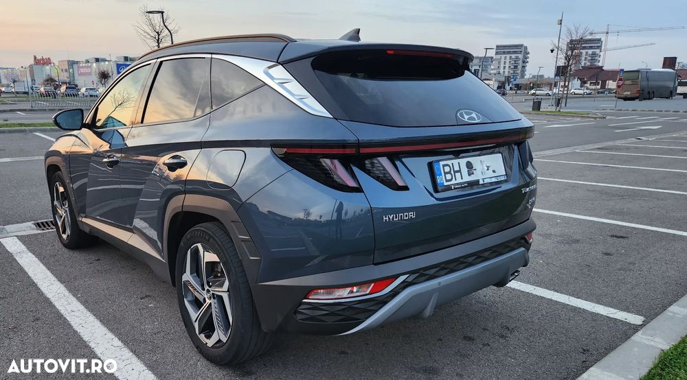 Hyundai Tucson - 8