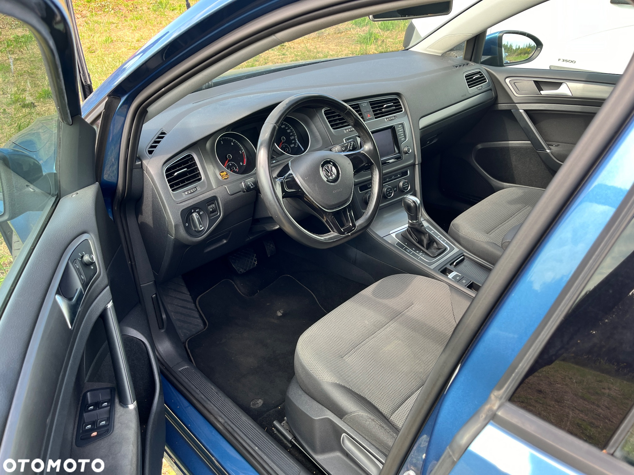 Volkswagen Golf 2.0 TDI (BlueMotion Technology) DSG Comfortline - 28