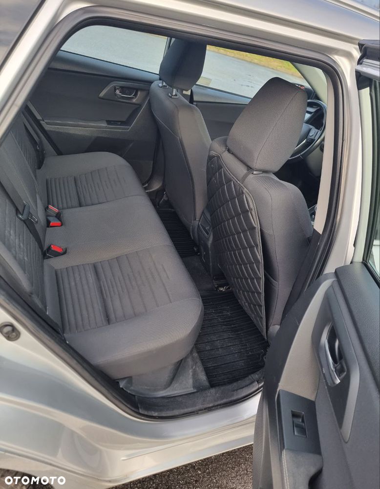 Toyota Auris 1.8 HSD Luna - 8