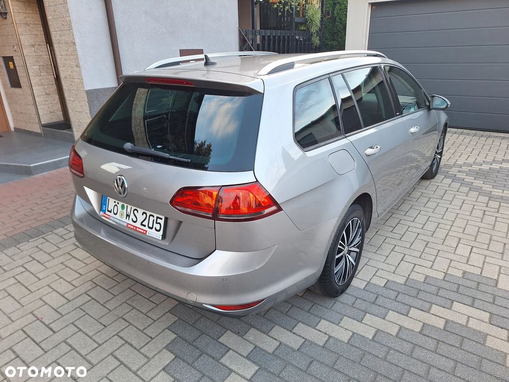Volkswagen Golf 2.0 TDI BlueMotion Technology Allstar - 3
