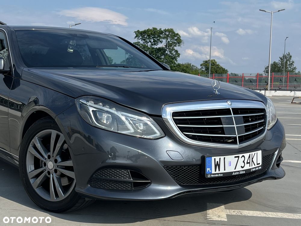 Mercedes-Benz Klasa E 220 CDI DPF BlueEFFICIENCY 7G-TRONIC Avantgarde - 3