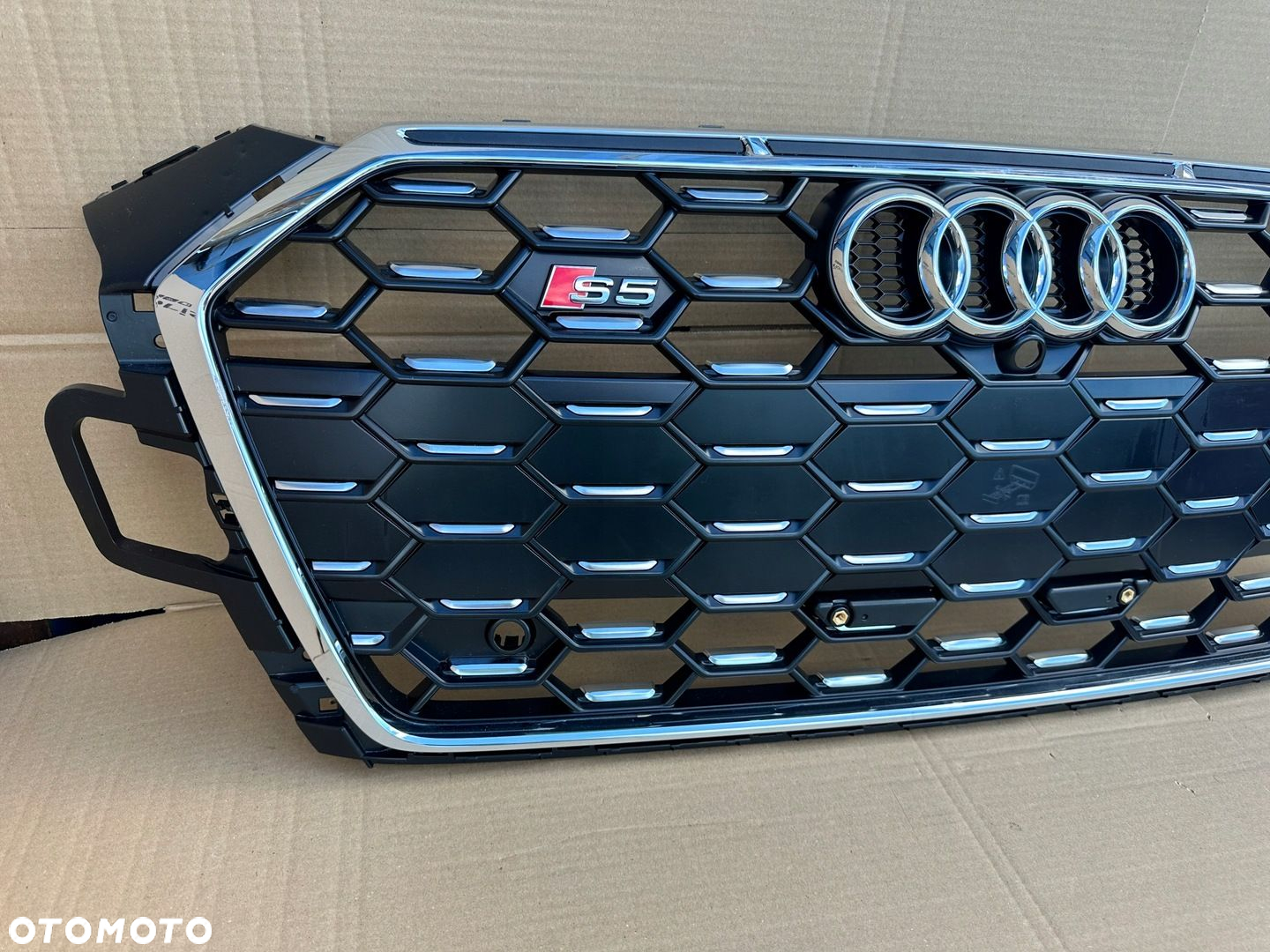 AUDI S5 A5 LIFT 19- atrapa grill - 2