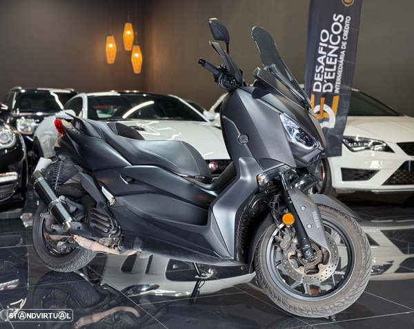 Yamaha X-Max 