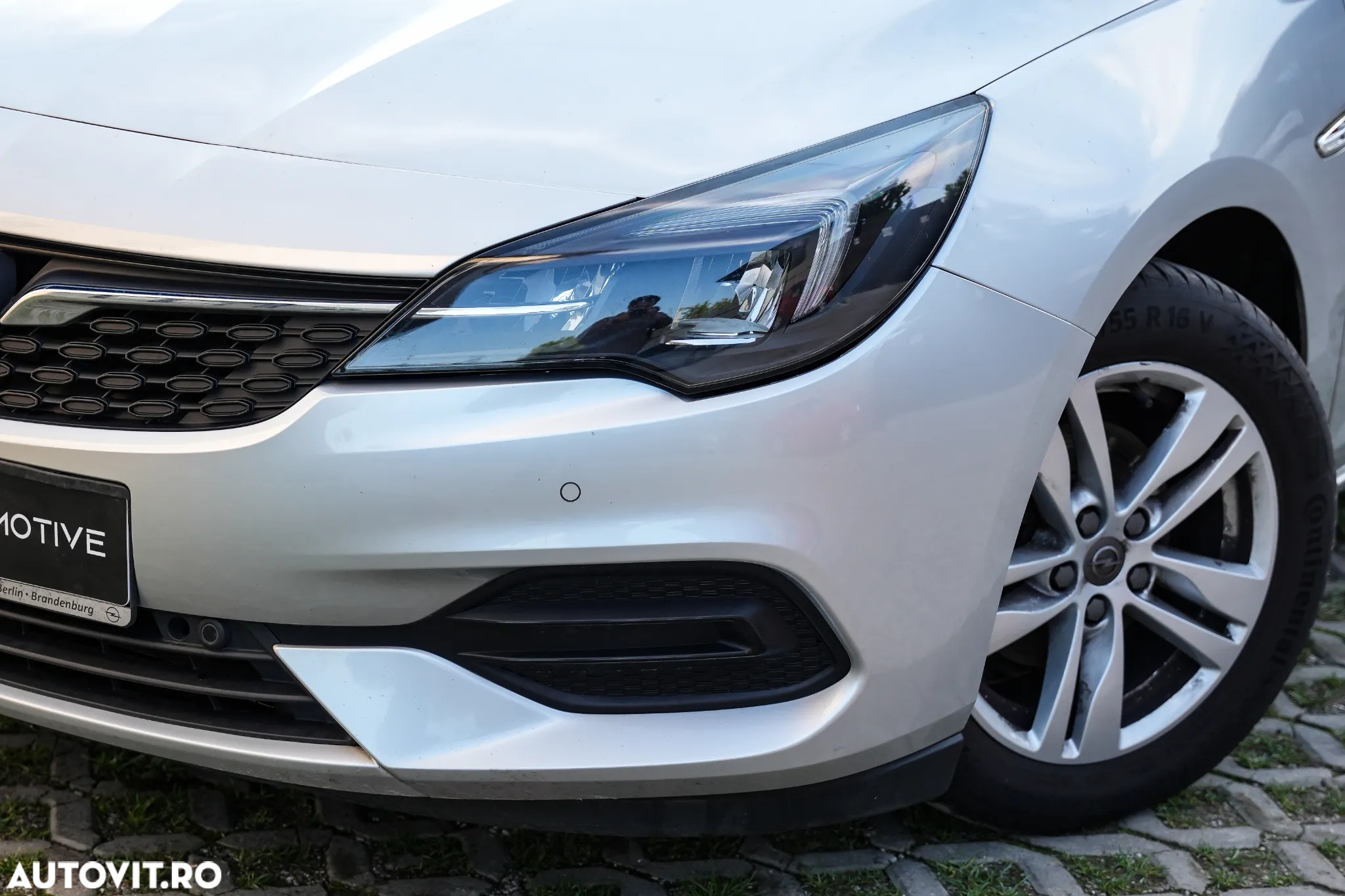 Opel Astra 1.5 D Start/Stop Sports Tourer - 12