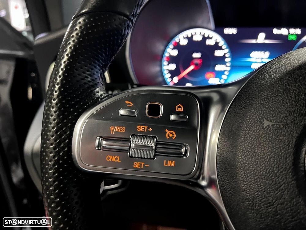 Mercedes-Benz GLC 300 e 4Matic - 31