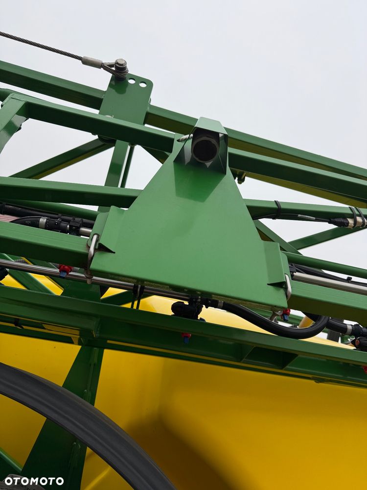 John Deere M740i - 16