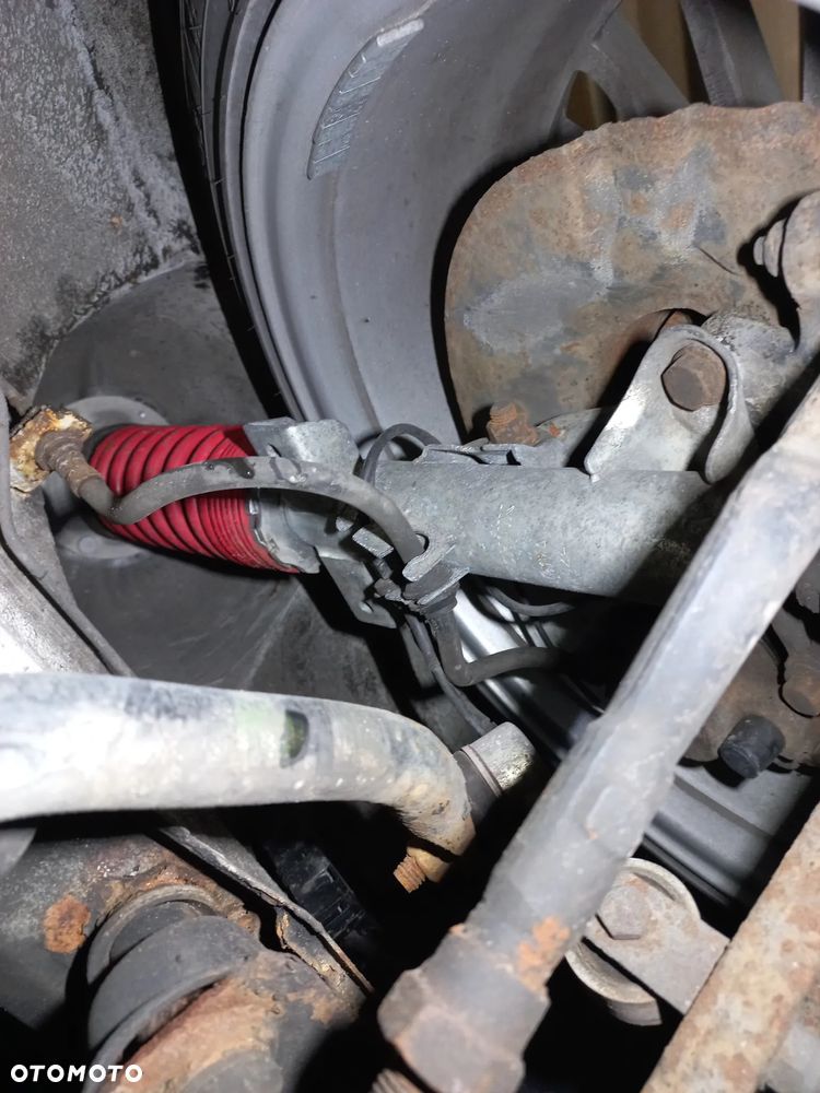 BMW Seria 3 - 32