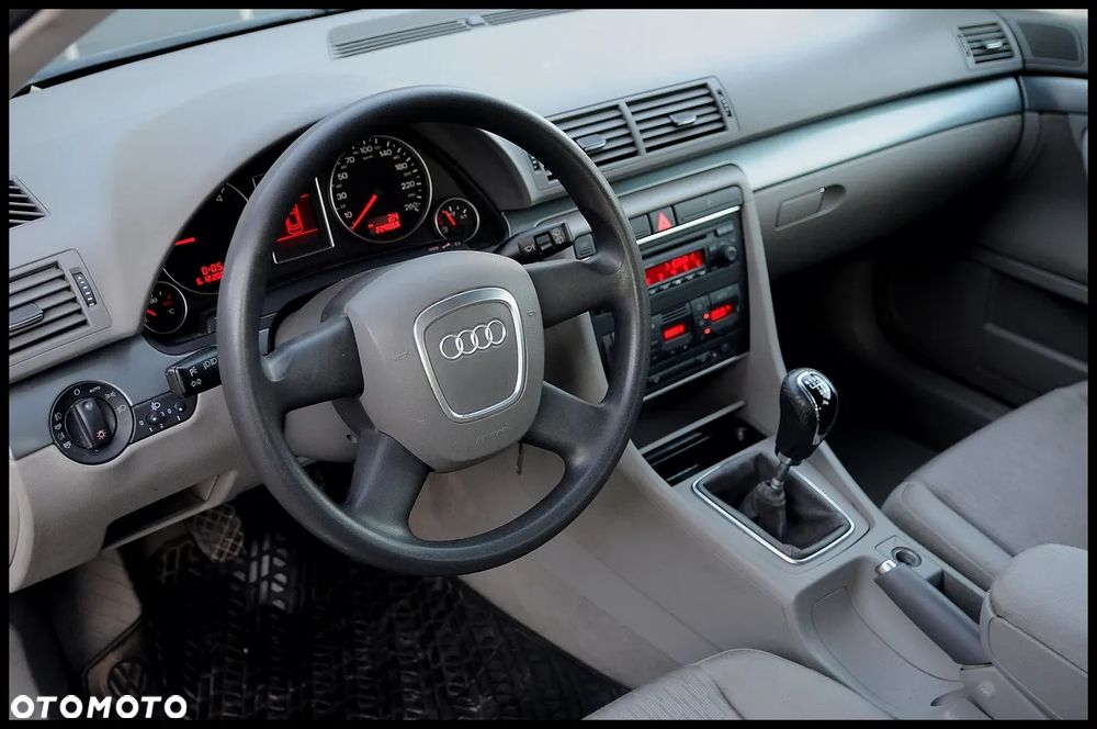 Audi A4 Avant - 5