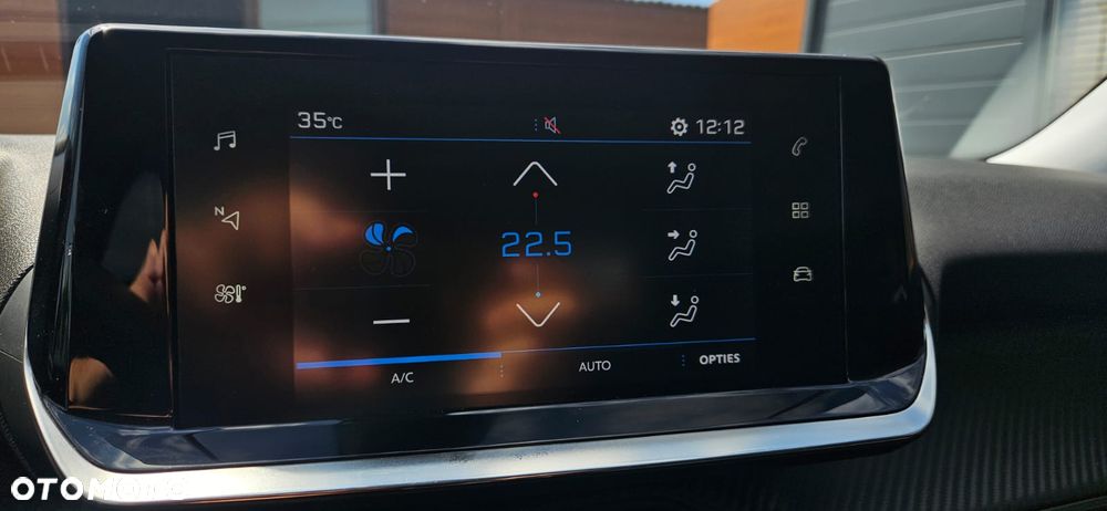 Peugeot 2008 1.2 Pure Tech GPF Allure S&S - 37