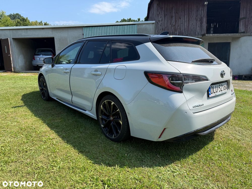 Toyota Corolla - 5