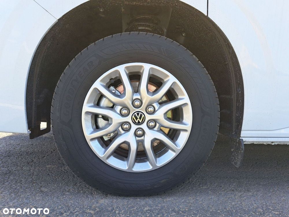 Volkswagen Transporter Furgon L2 TDI automat / leasing 104,9% - 19