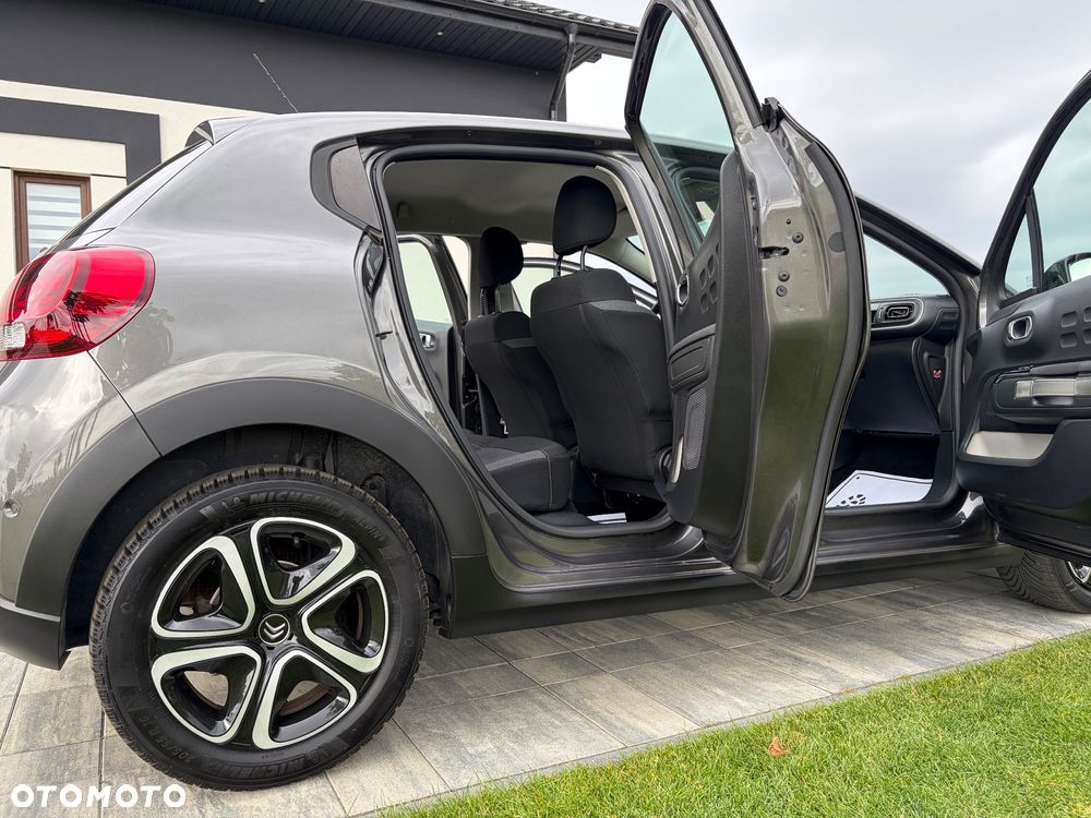 Citroën C3 1.2 PureTech Shine S&S - 26