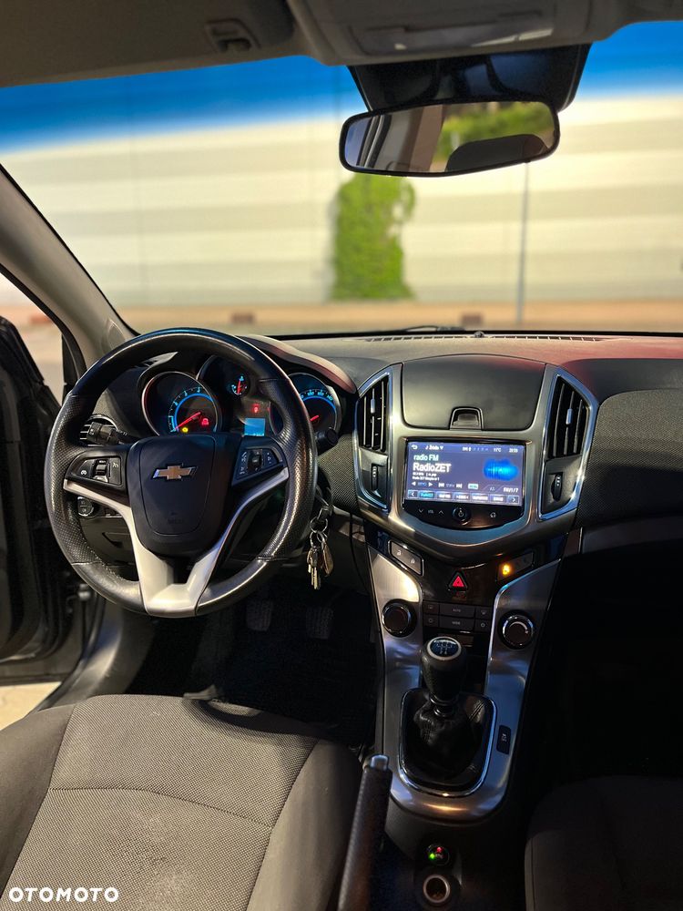 Chevrolet Cruze 1.8 LT+ - 3