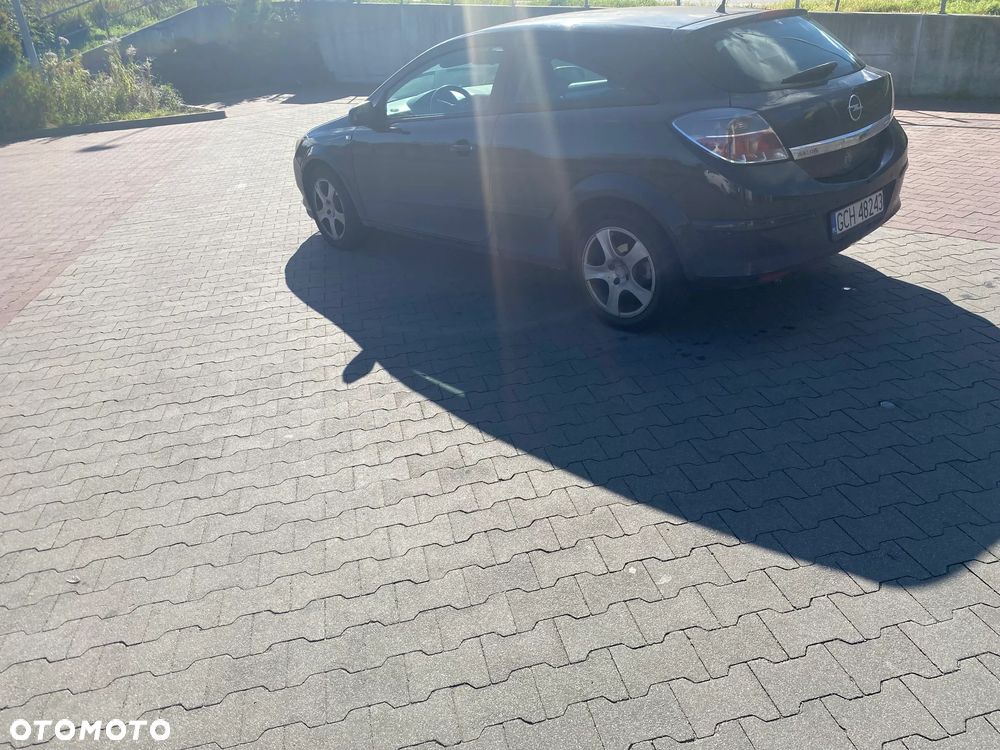Opel Astra III GTC 1.6 Sport - 2