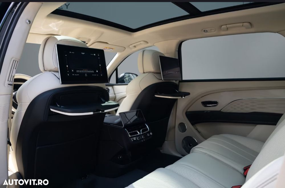 Bentley Bentayga - 12