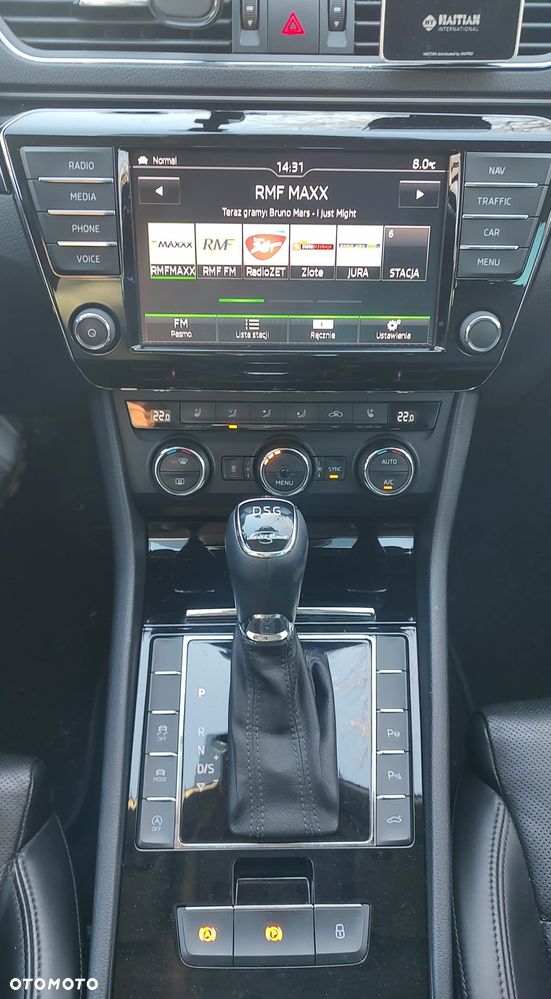 Skoda Superb 2.0 TDI 4x4 L&K DSG - 13