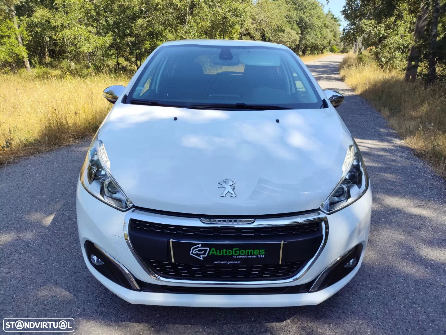 Peugeot 208 1.2 PureTech Signature - 5