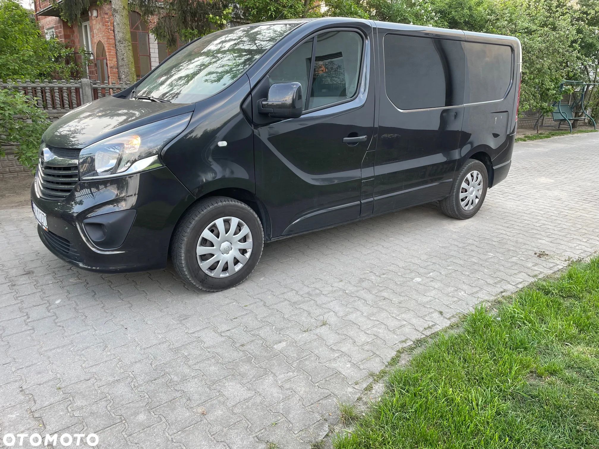 Opel VIVARO - 1