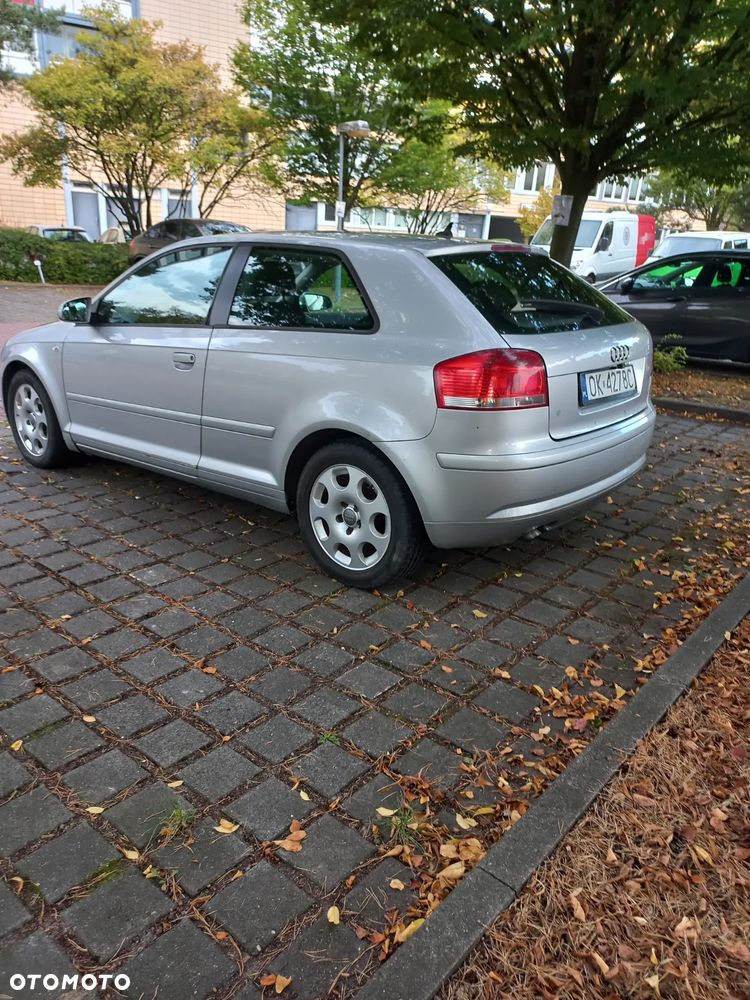 Audi A3 1.9 TDI Ambiente - 3