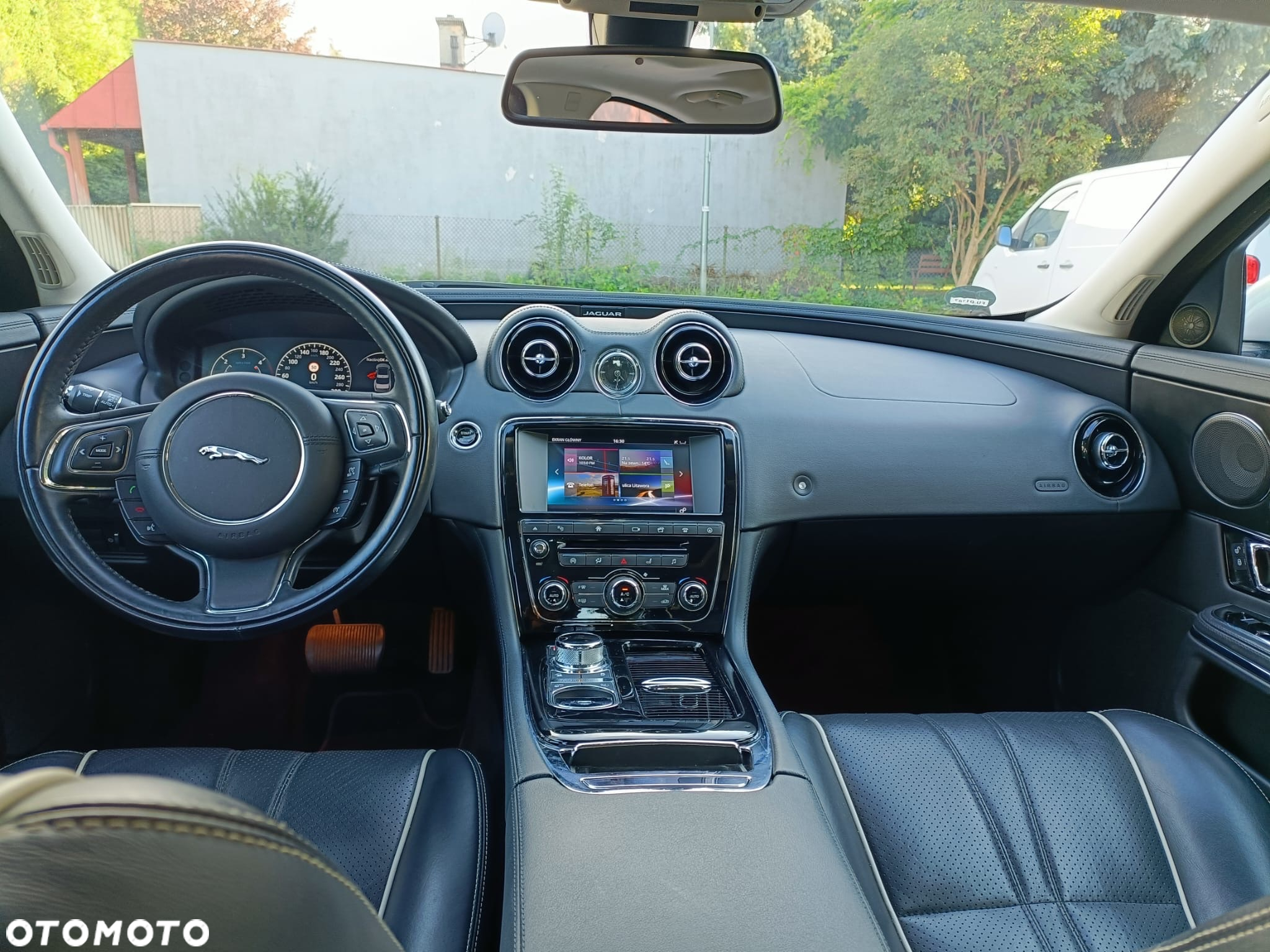 Jaguar XJ 3.0 V6 Diesel Luxury - 8