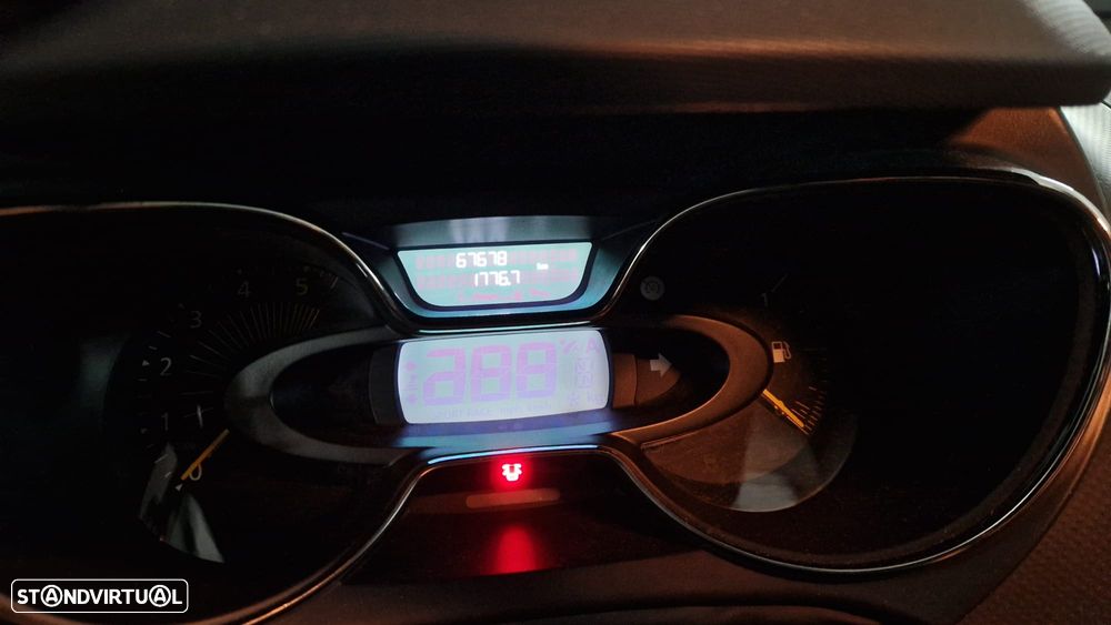 Renault Captur 1.5 dCi Exclusive - 6