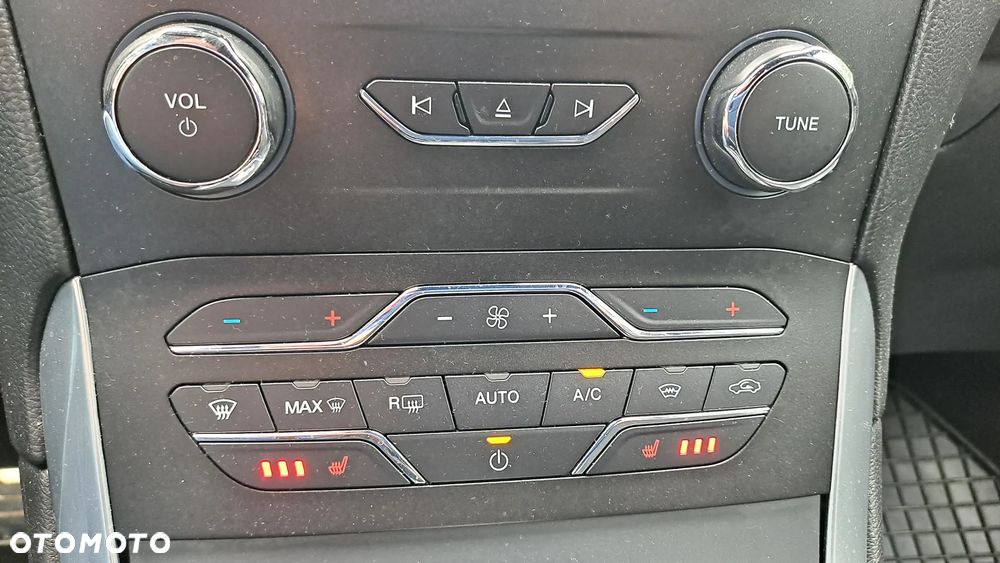 Ford S-Max 2.0 EcoBlue ST-Line - 26