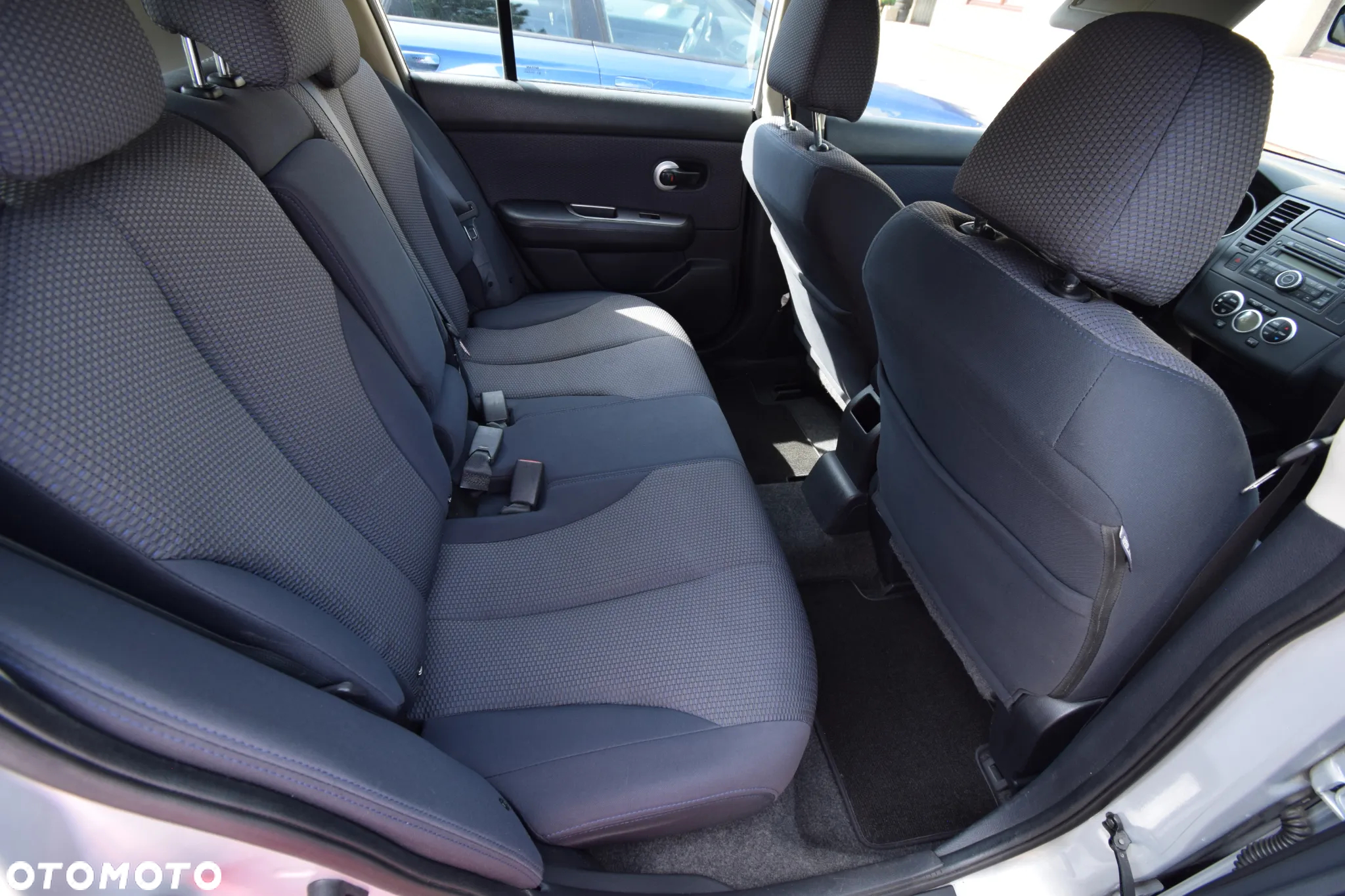 Nissan Tiida 1.6 Acenta - 25