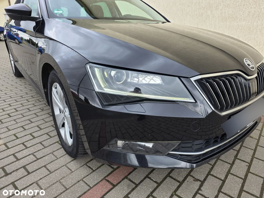 Skoda Superb 2.0 TDI Active DSG - 13