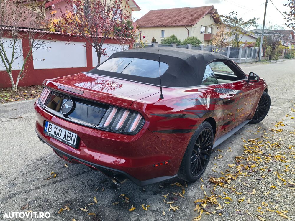 Ford Mustang - 23