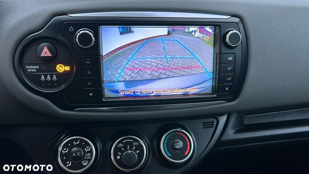 Toyota Yaris 1.33 Dynamic - 9