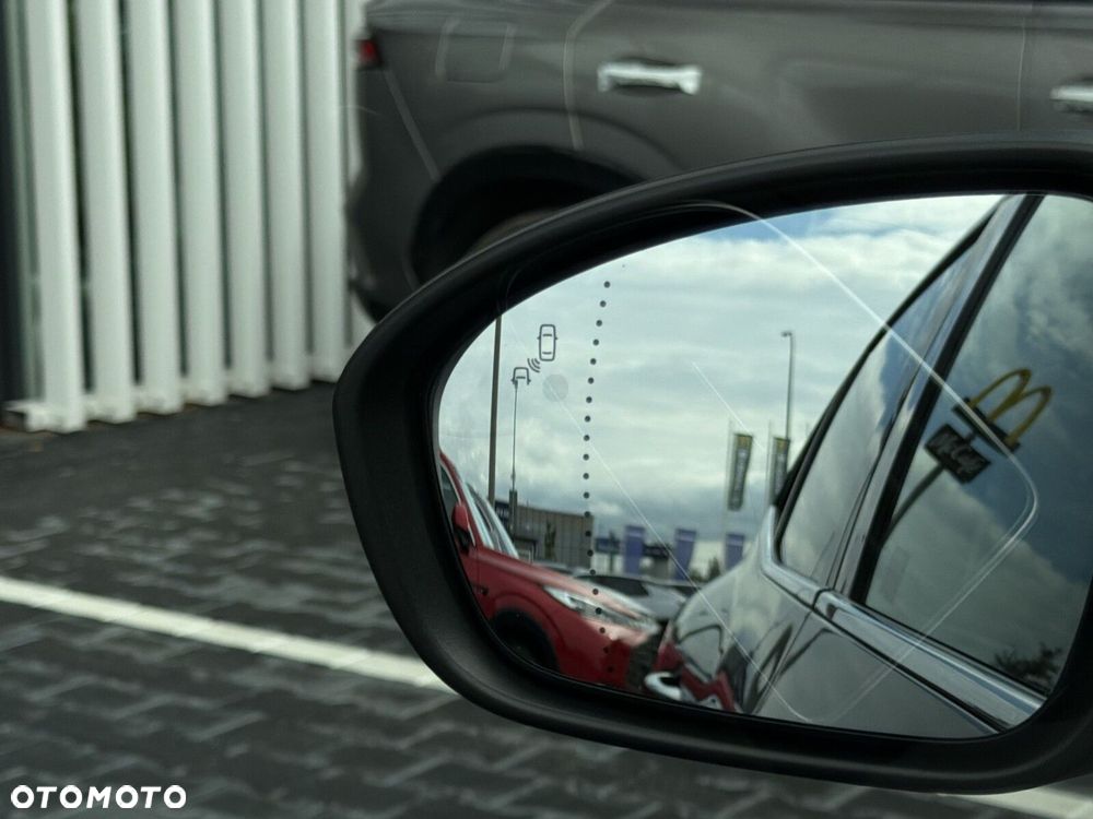 Renault Megane 1.2 Energy TCe Bose EDC - 32