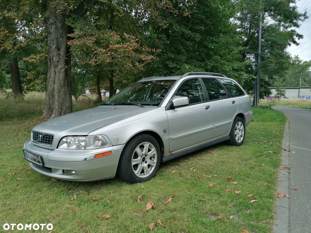 Volvo V40 1.9D - 6