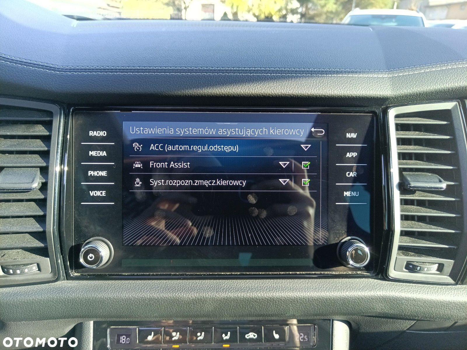 Skoda Kodiaq 1.5 TSI ACT 4x2 Sportline DSG 7os - 35
