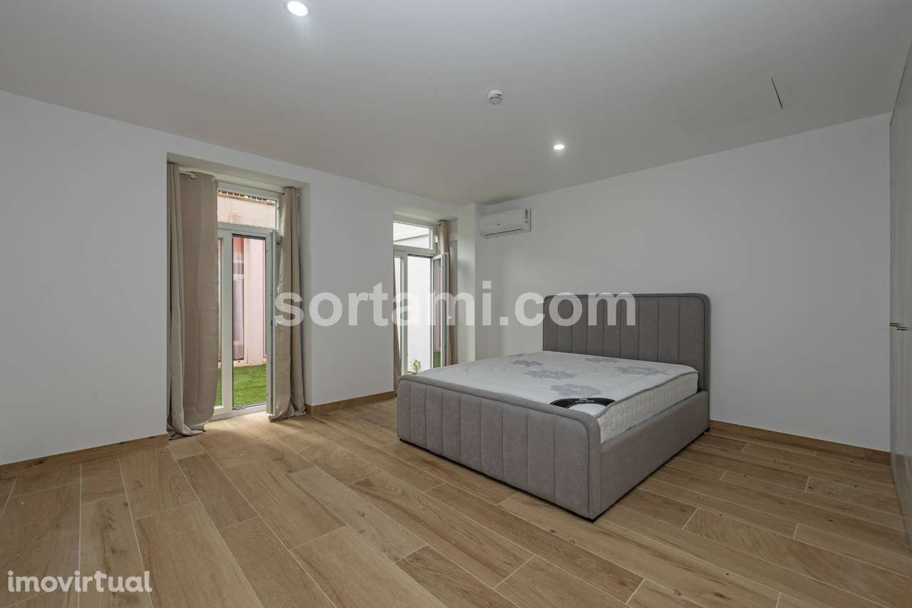 Apartamento T0+2 Venda em Cedofeita, Santo Ildefonso, Sé, Miragaia, Sã - Grande imagem: 4/26