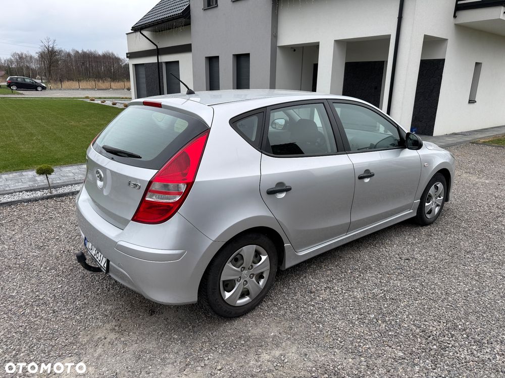 Hyundai i30 1.4 Classic - 10
