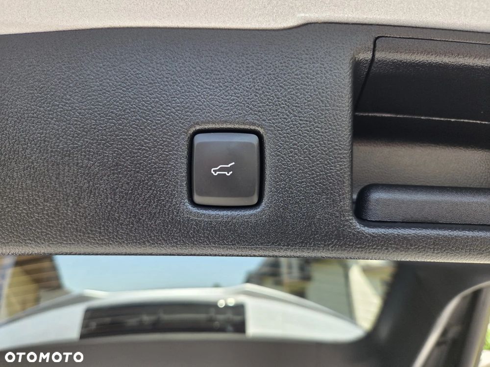 Ford Kuga - 17