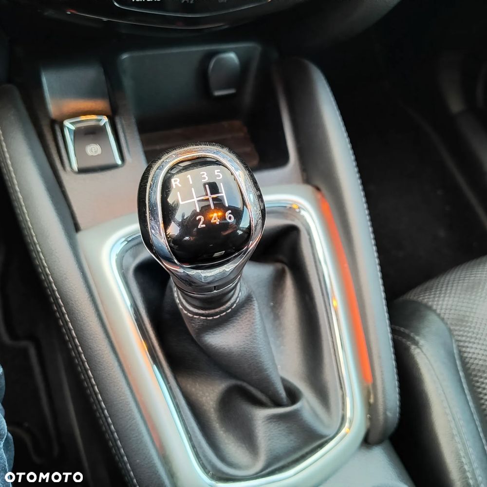 Nissan Qashqai 1.2 DIG-T Tekna+ - 34