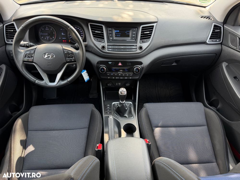 Hyundai Tucson blue 1.7 CRDi 2WD Trend - 11