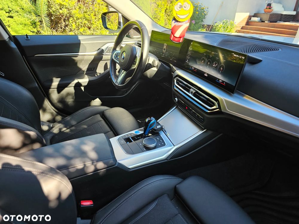 BMW i4 70.3kWh eDrive 35 - 10