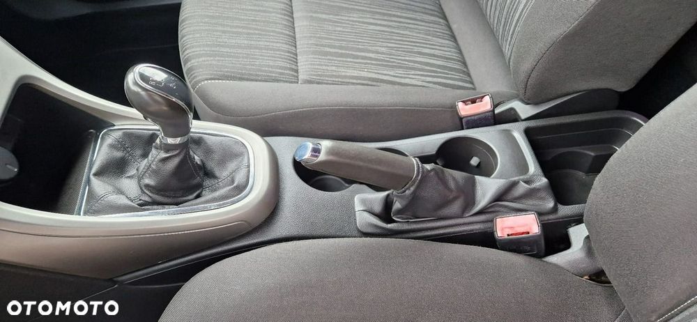 Opel Astra - 25