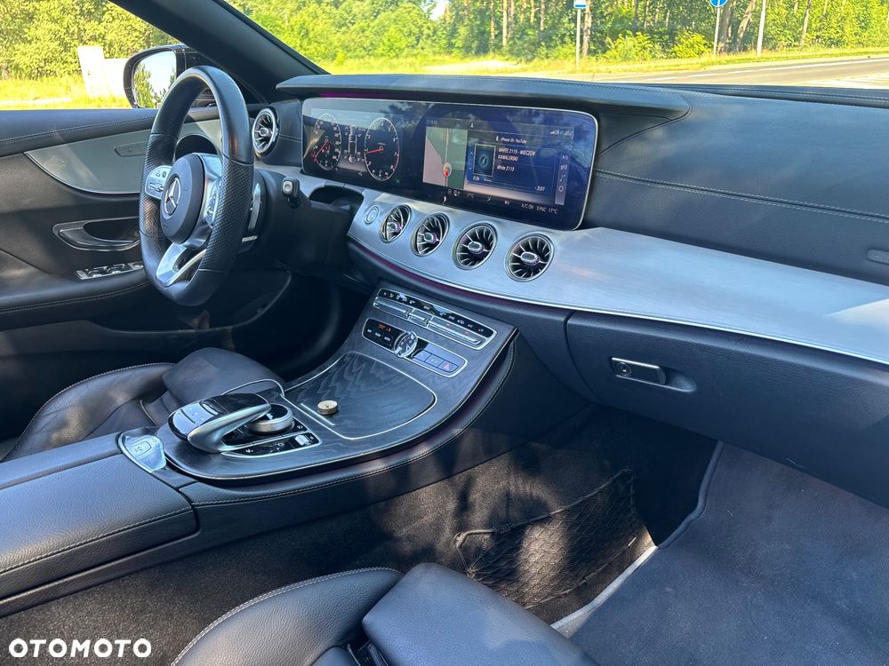 Mercedes-Benz Klasa E 300 9G-TRONIC - 18