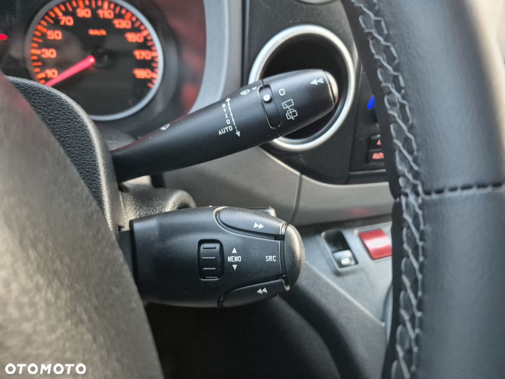 Peugeot Partner BlueHDi 100 Stop&Start Allure - 22