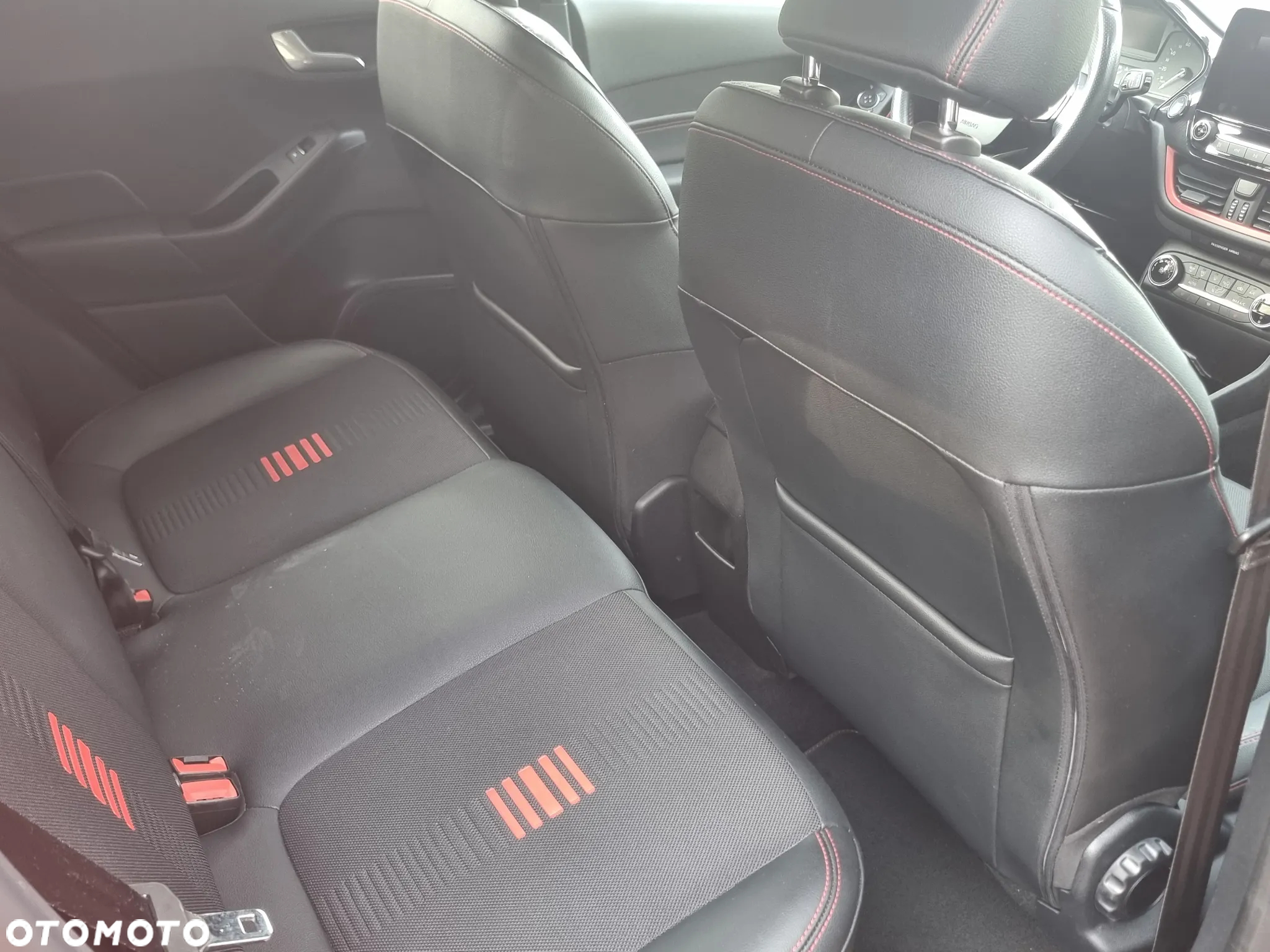 Ford Fiesta 1.0 EcoBoost ST-Line Red ASS - 11