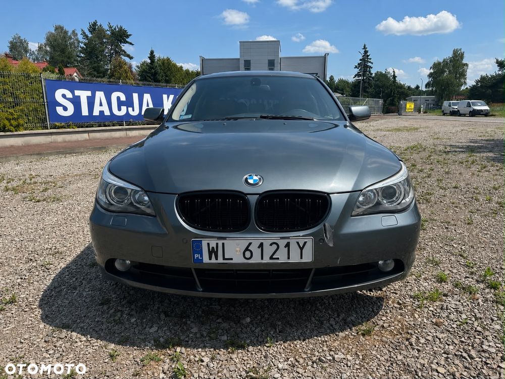 BMW Seria 5 525xi - 3