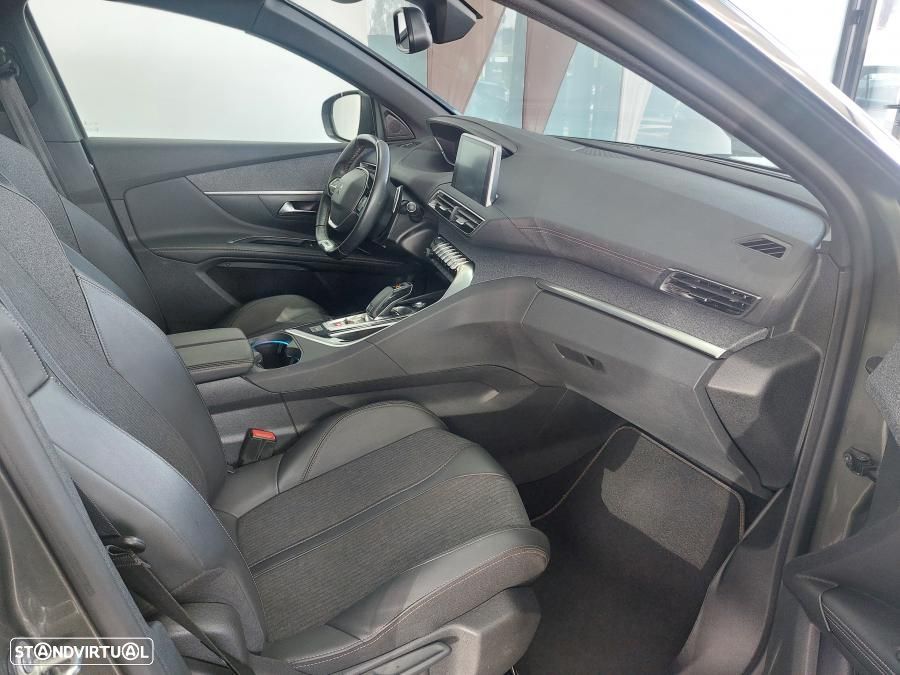 Peugeot 5008 1.5 BlueHDi GT Line EAT8 - 40