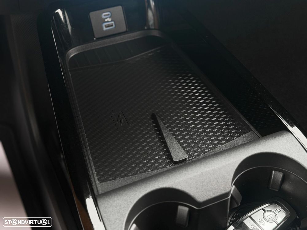 Ford Mustang Mach-E 75.7 kWh Base - 34