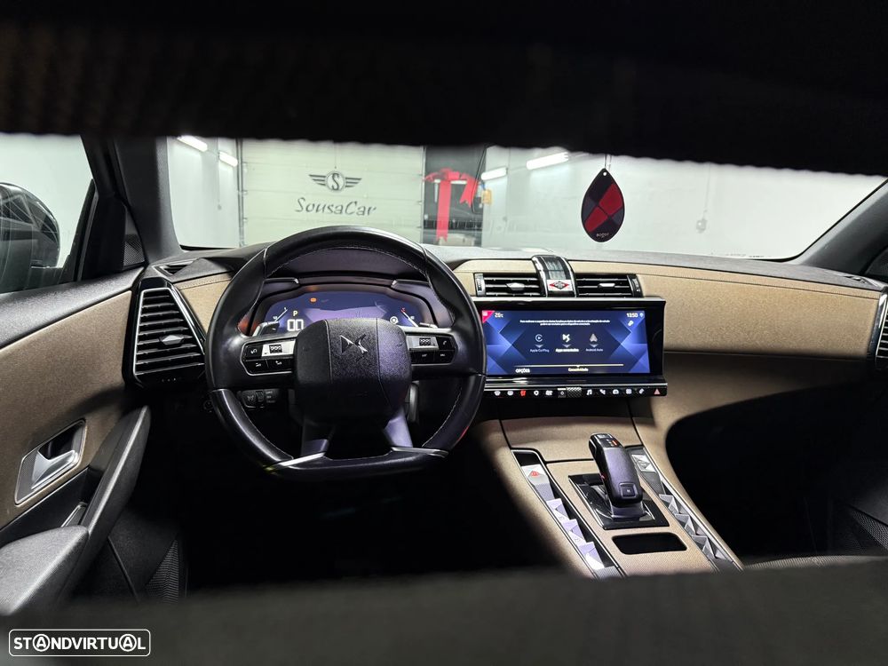 DS DS7 Crossback - 15